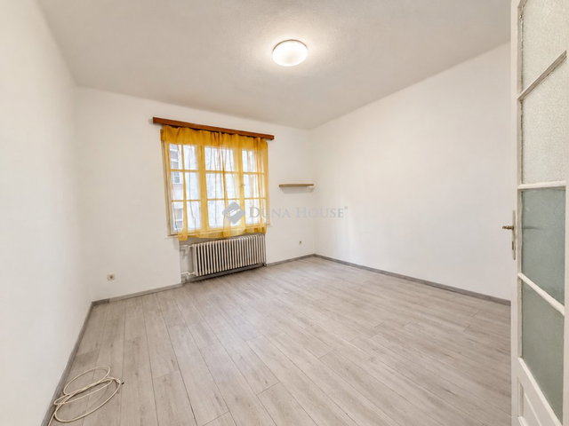 Eladó téglalakás, Budapesten, VIII. kerületben 55 M Ft, 1 szobás