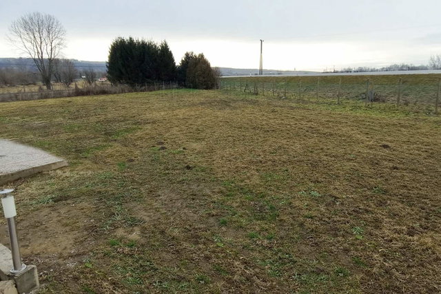 Kiadó ipari ingatlan, Zalacsányon 200 E Ft / hó