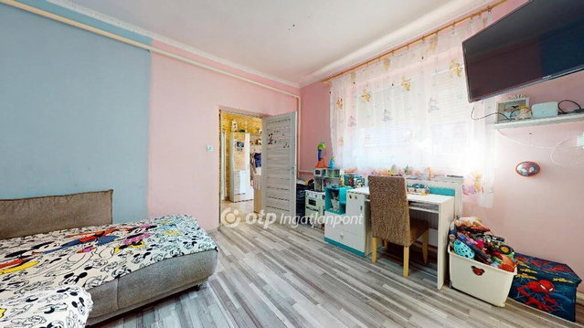 Eladó családi ház, Geszteréden 25.9 M Ft, 2 szobás