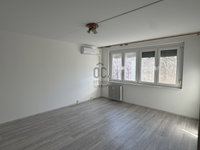 Eladó panellakás, Kecskeméten 35.9 M Ft, 1 szobás
