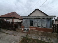 Eladó családi ház, Tabdin 19.9 M Ft, 4+1 szobás