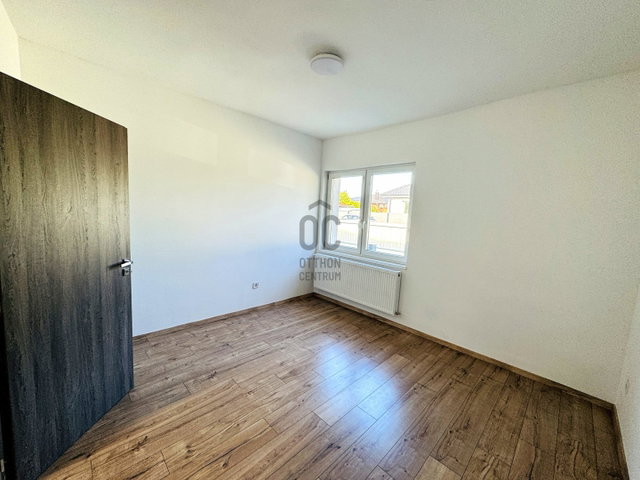Eladó családi ház, Debrecenben 112 M Ft, 5 szobás
