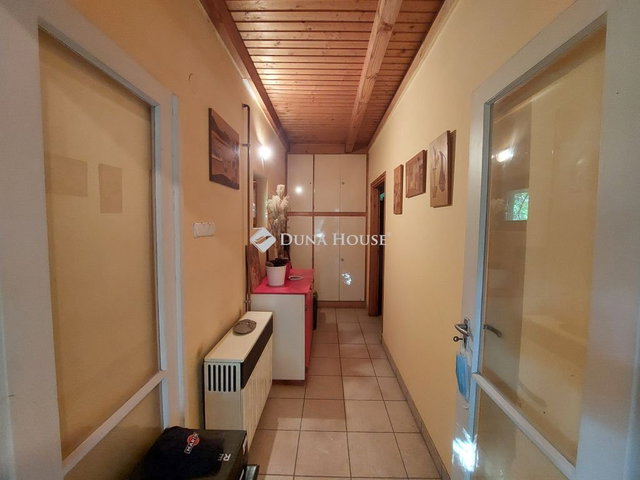 Eladó családi ház, Apajon 45 M Ft, 2 szobás