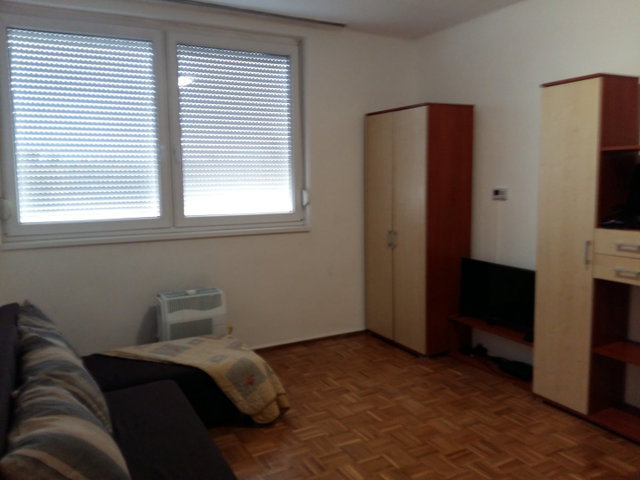 Eladó téglalakás, Egerben, Csákány utcában 40 M Ft, 2 szobás