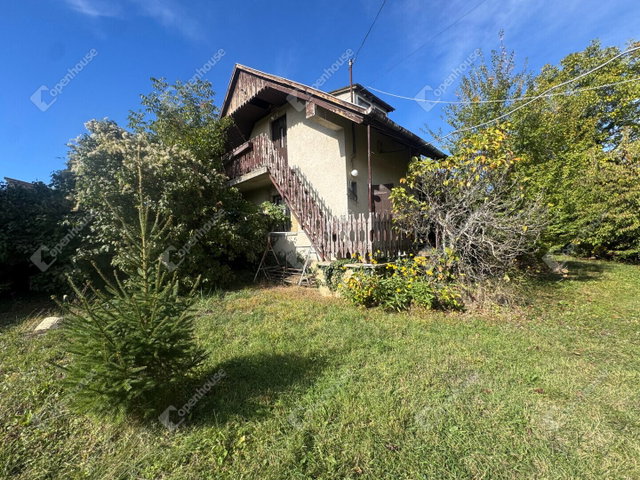 Eladó nyaraló, Csapiban 28 M Ft, 3 szobás / költözzbe.hu