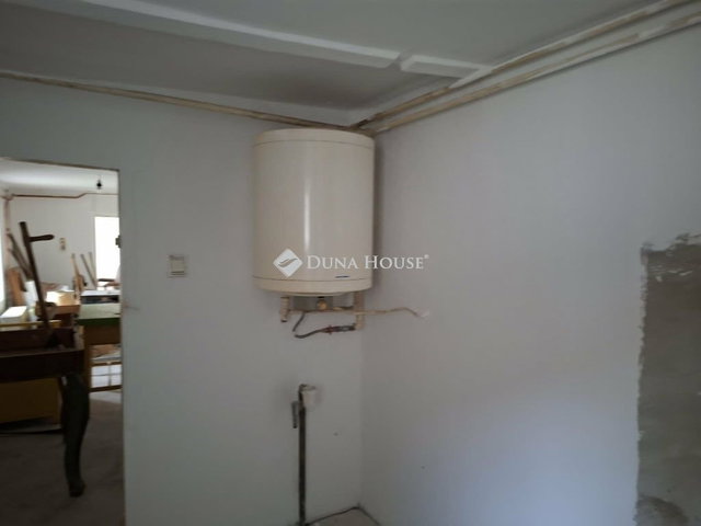 Eladó családi ház, Szegváron 19.5 M Ft, 3 szobás