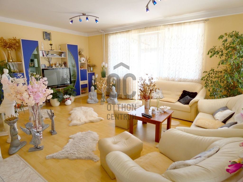 Családi ház · 6 hálószoba · 220 m² · 114.990.000 Ft