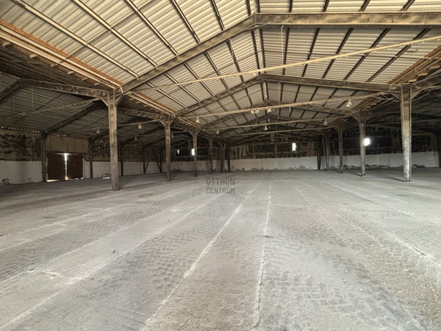 Eladó ipari ingatlan, Gávavencsellőn 420 M Ft