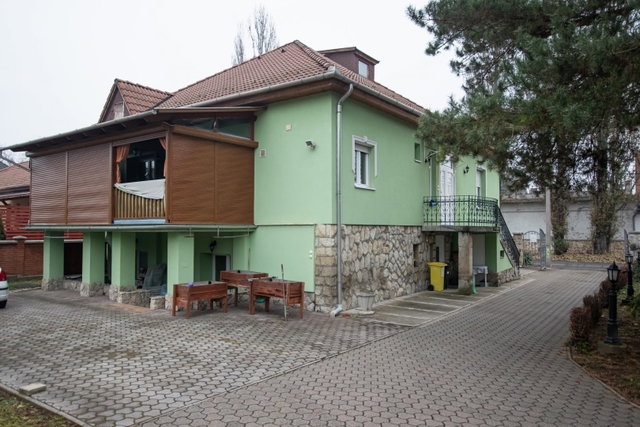 Eladó családi ház, Miskolcon 137 M Ft, 6 szobás