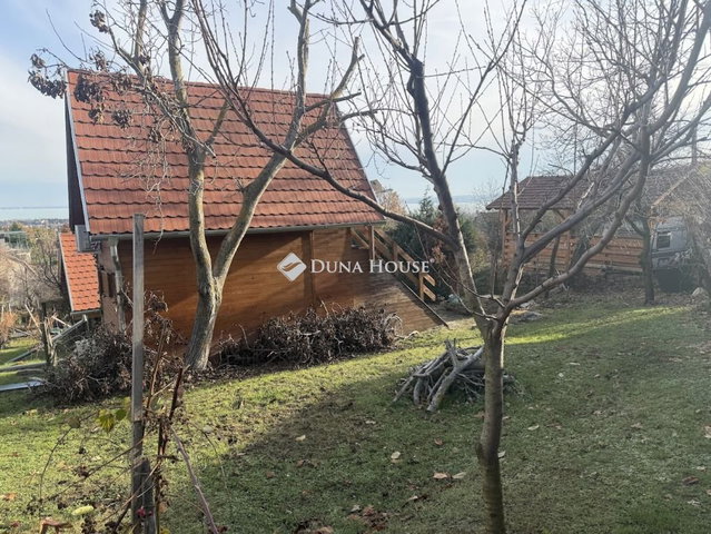 Eladó telek, Balatonfüreden, Meleghegyi dűlőn 107 M Ft