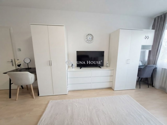 Eladó téglalakás, Szombathelyen 45 M Ft, 2 szobás