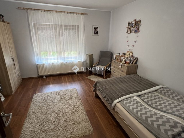 Eladó családi ház, Polgárdin 78.6 M Ft, 5 szobás