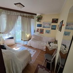 Eladó téglalakás