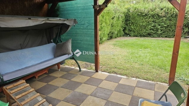 Eladó családi ház, Budapesten, XV. kerületben 96.9 M Ft