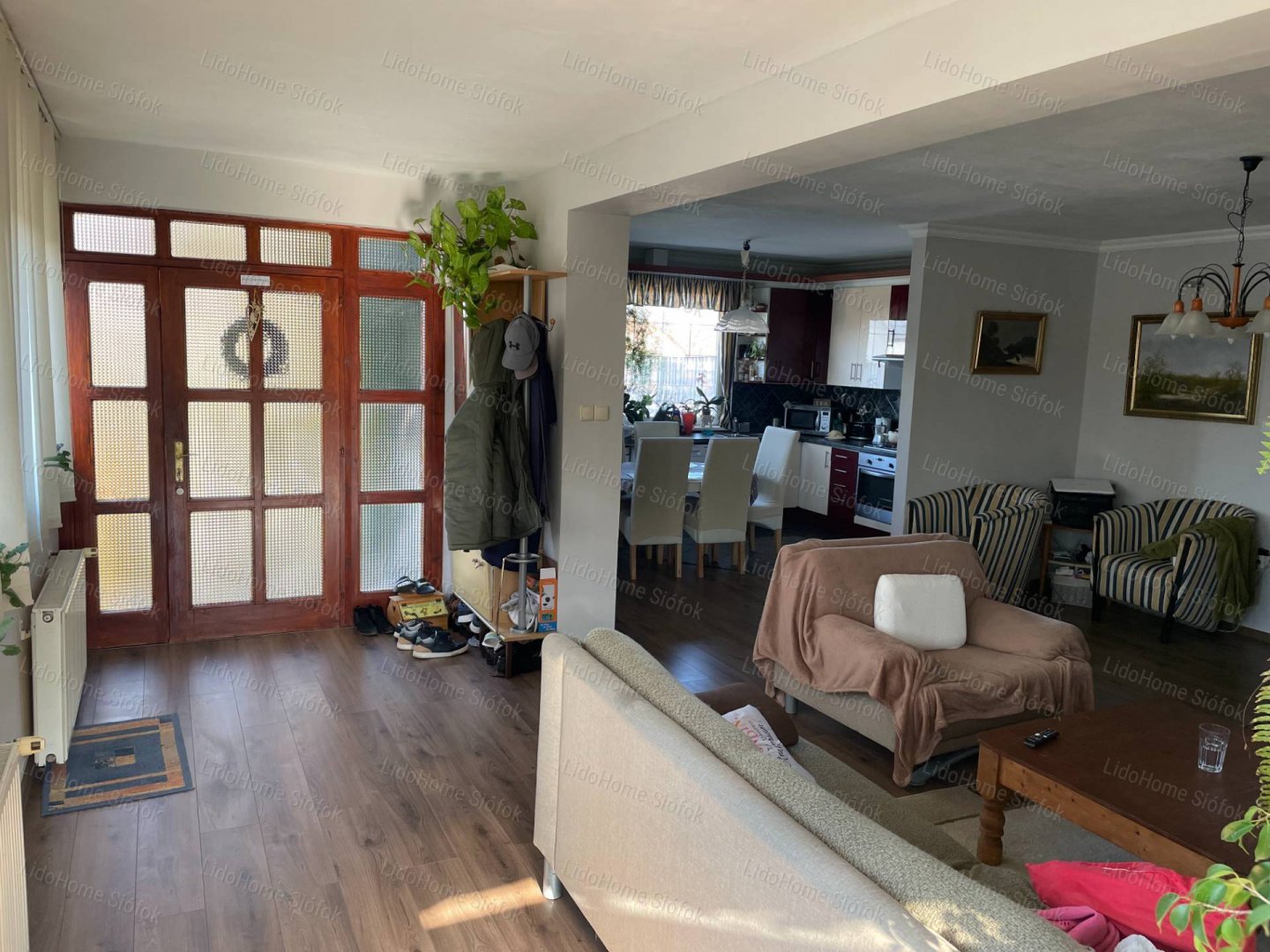 7 hálószoba · 330 m² · 149.900.000 Ft