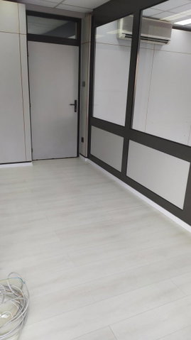 Kiadó iroda, Budapesten, III. kerületben 475 E Ft / hó, 4 szobás