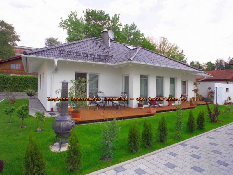 Családi ház · 4 hálószoba · 90 m² · 66.900.000 Ft