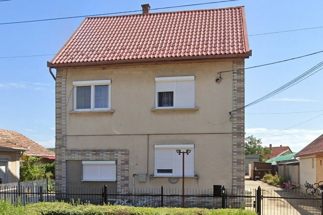Eladó családi ház, Újhartyánon 90 M Ft, 5 szobás