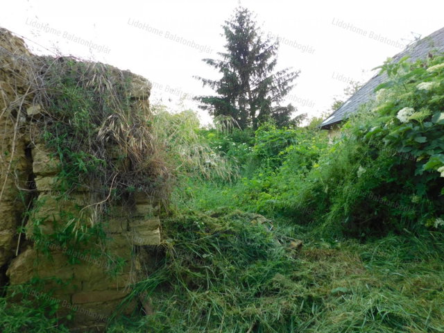 Eladó telek, Karádon 7.5 M Ft / költözzbe.hu