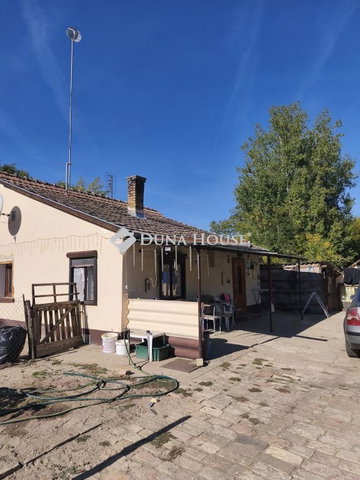 Eladó családi ház, Nagykőrösön 22 M Ft, 2 szobás