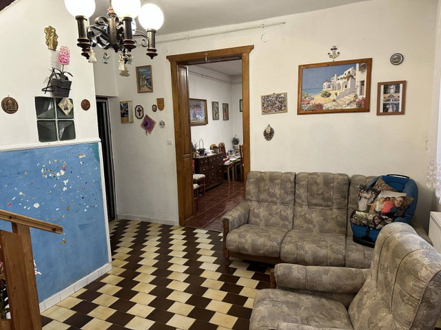 Eladó családi ház, Somogyudvarhelyen 50 M Ft, 7 szobás