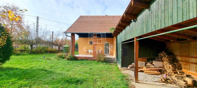 Eladó családi ház, Bernecebarátiban 32 M Ft, 2 szobás