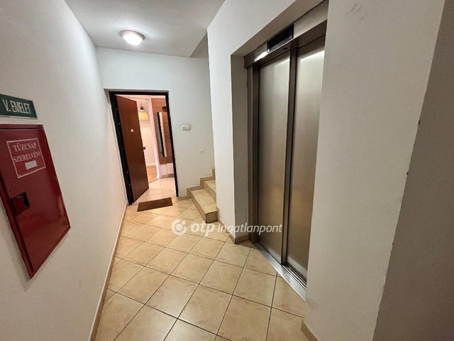 Eladó téglalakás, Budapesten, VIII. kerületben 74.99 M Ft