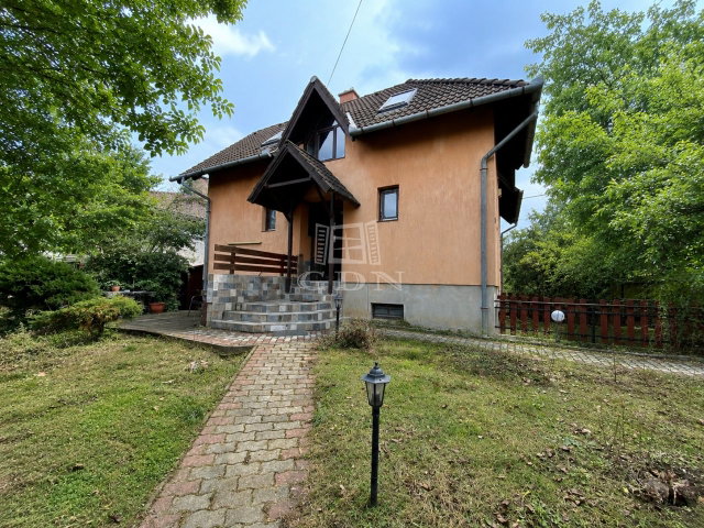 Eladó családi ház, Érden 114.9 M Ft, 4 szobás