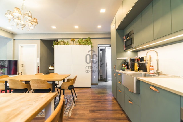 Eladó ikerház, Budapesten, II. kerületben 229 M Ft, 7 szobás