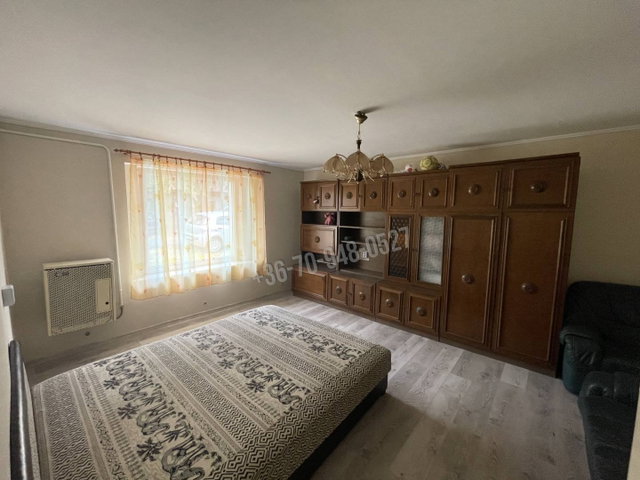 Eladó ikerház, Békéscsabán, 4-es Honvéd utcában 31.5 M Ft