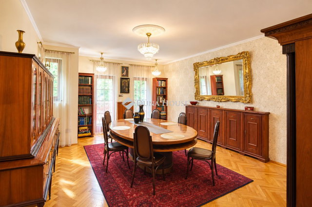 Eladó családi ház, Gödöllőn 355 M Ft, 6 szobás