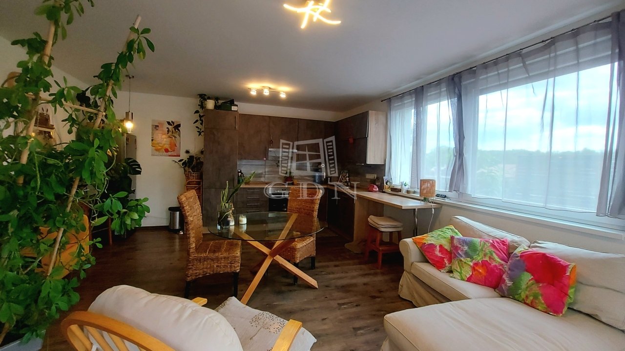 1 bed · 65m² · 440.000 ft