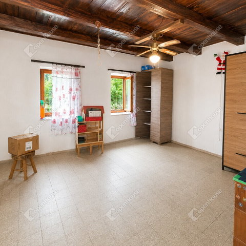 Eladó családi ház, Zalaszentbalázson 9.9 M Ft, 1 szobás
