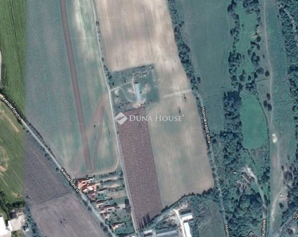 Eladó telek, Pécsett 12 M Ft / költözzbe.hu