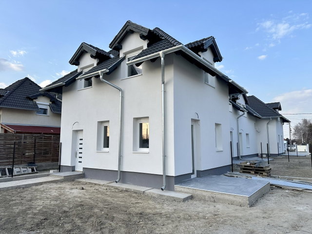 Eladó családi ház, Tökölön 79.9 M Ft, 2+1 szobás
