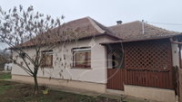 Eladó családi ház