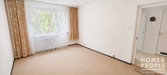 Eladó téglalakás, Szegeden 38.9 M Ft, 1 szobás