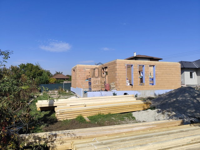 Eladó családi ház, Székesfehérvárott 89 M Ft, 4 szobás