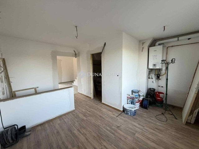 Eladó családi ház, Kecskeméten 45 M Ft, 3 szobás