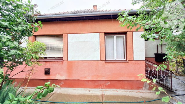 Eladó családi ház, Szabadszálláson 44.9 M Ft, 4 szobás