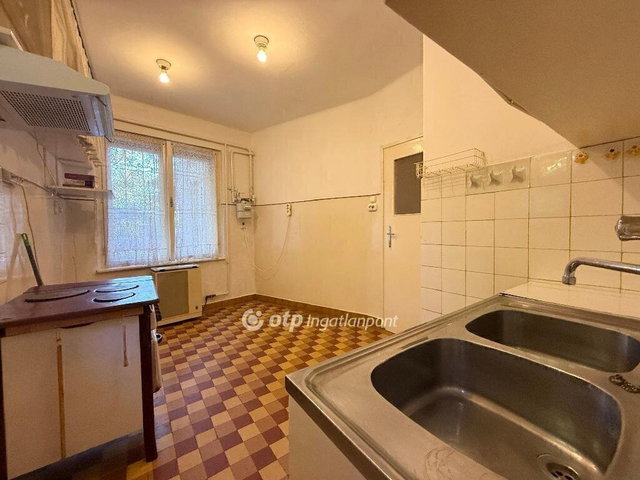 Eladó téglalakás, Budapesten, II. kerületben 99.2 M Ft, 2 szobás