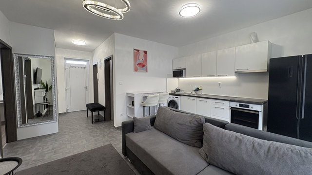 Kiadó téglalakás, albérlet, Debrecenben 380 E Ft / hó, 3 szobás
