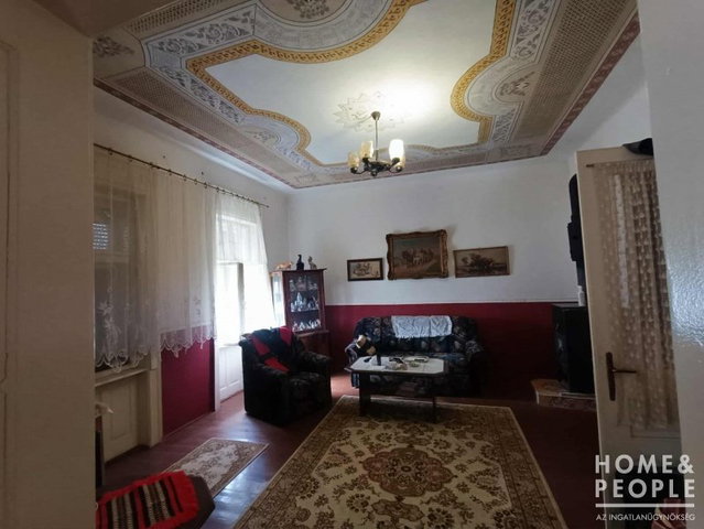 Eladó családi ház, Apátfalván 27.99 M Ft, 4 szobás