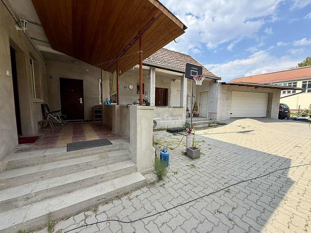 Eladó családi ház, Vácrátóton 94.5 M Ft, 3 szobás