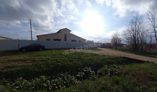Eladó ipari ingatlan, Karcagon, Liget utcában 64.9 M Ft, 1 szobás