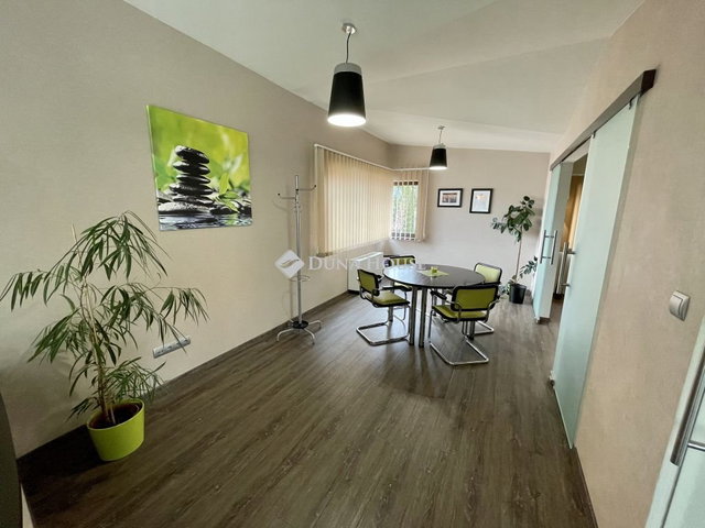 Kiadó iroda, Szentendrén 490 E Ft / hó / költözzbe.hu