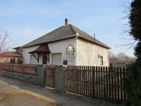 Eladó családi ház, Abonyban 32 M Ft, 3 szobás