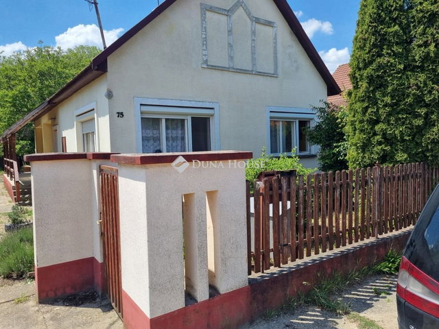 Eladó családi ház, Szigethalmon 70.9 M Ft, 3 szobás