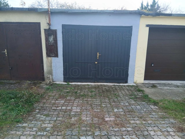 Eladó garázs, Tapolcán 7.5 M Ft / költözzbe.hu