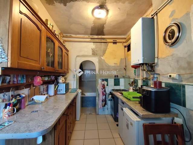 Eladó téglalakás, Budapesten, XX. kerületben 23 M Ft, 1 szobás